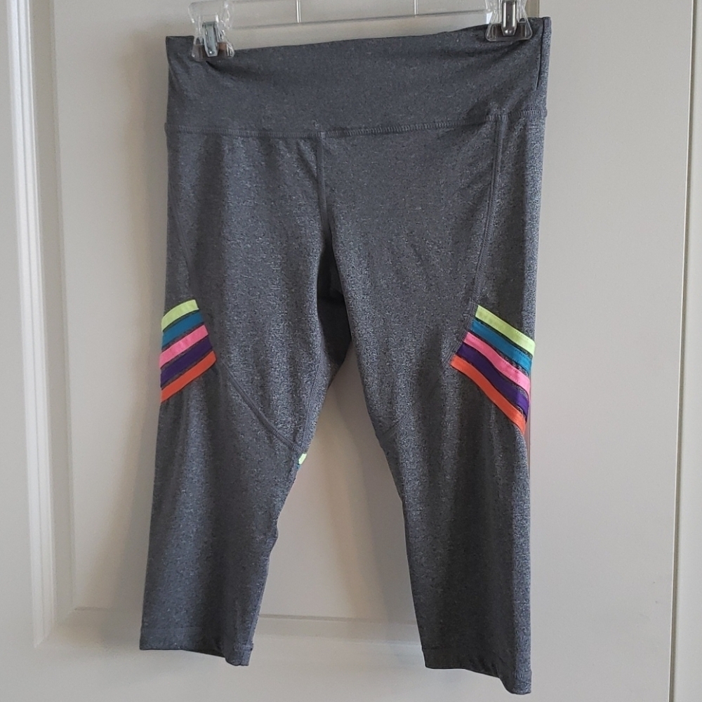 - YoShion athletic leggings